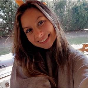 Meet your Posher, Abbey